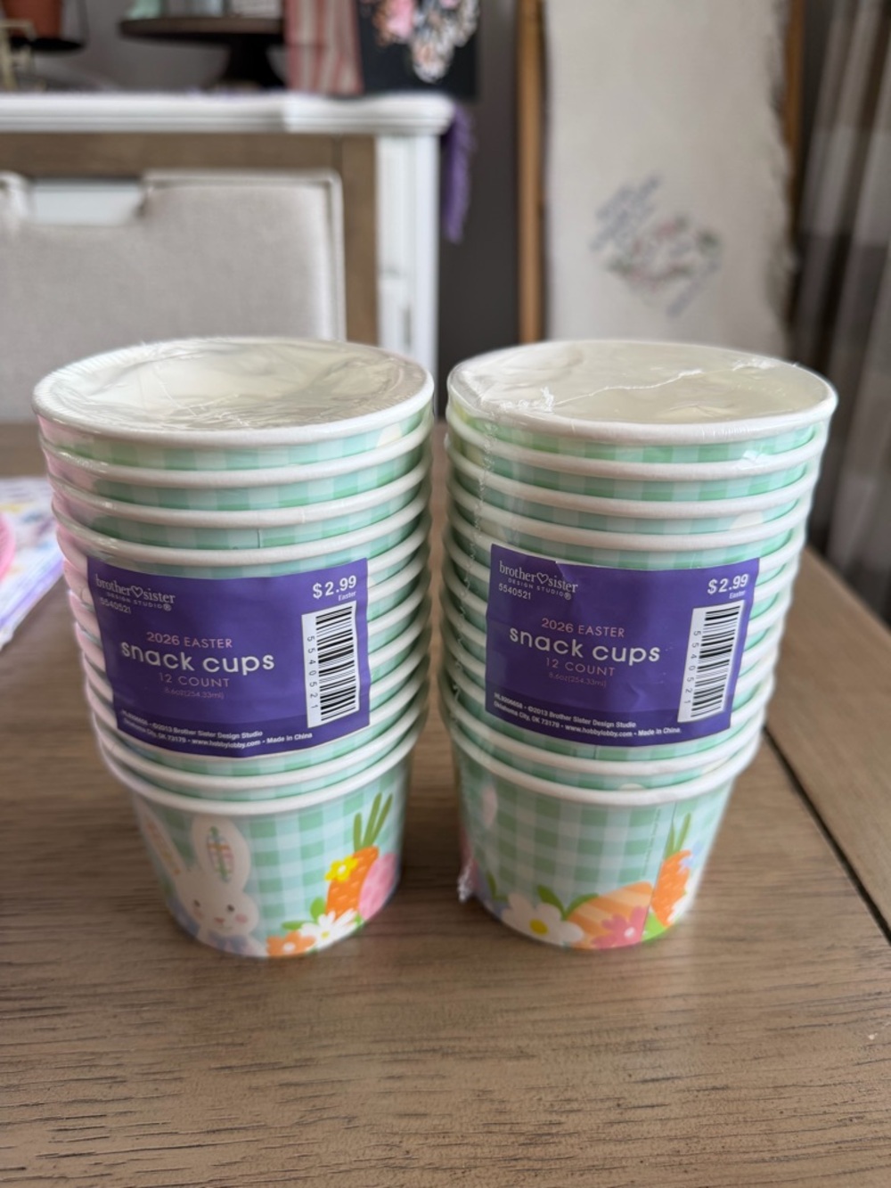Nine piece Easter bundle runner, placemats decor, snack cups carrots, eggs - Picture 5 of 6